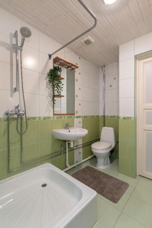 Koupelna v ubytování Kursi Summer Manor