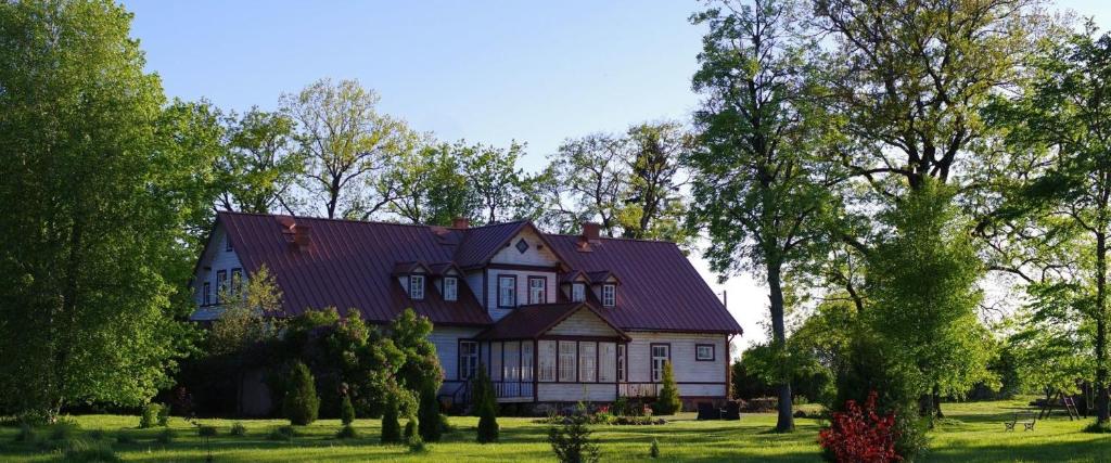 Zahrada ubytování Kursi Summer Manor