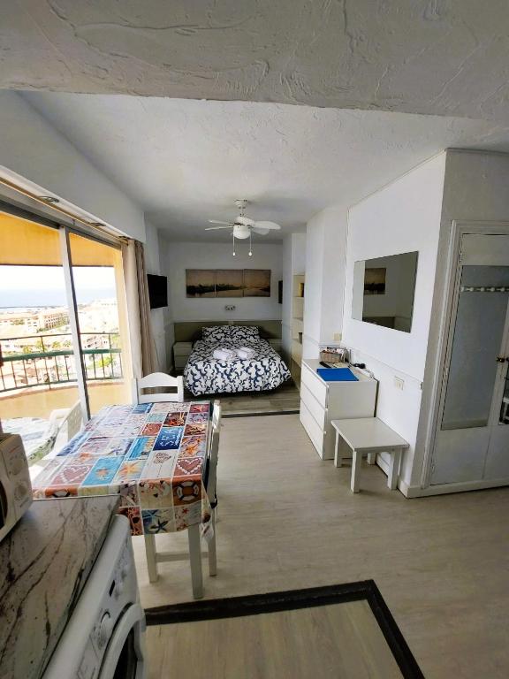Fotografie z fotogalerie ubytování Frontal Ocean View Torres del Sol v destinaci Los Cristianos