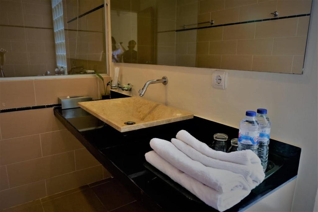 Villa Kendi - Double Room With Mountain View