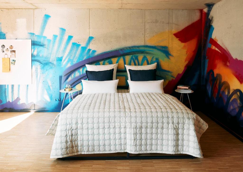 NG19. YOUR INSPIRING HOMEBASE. - 15