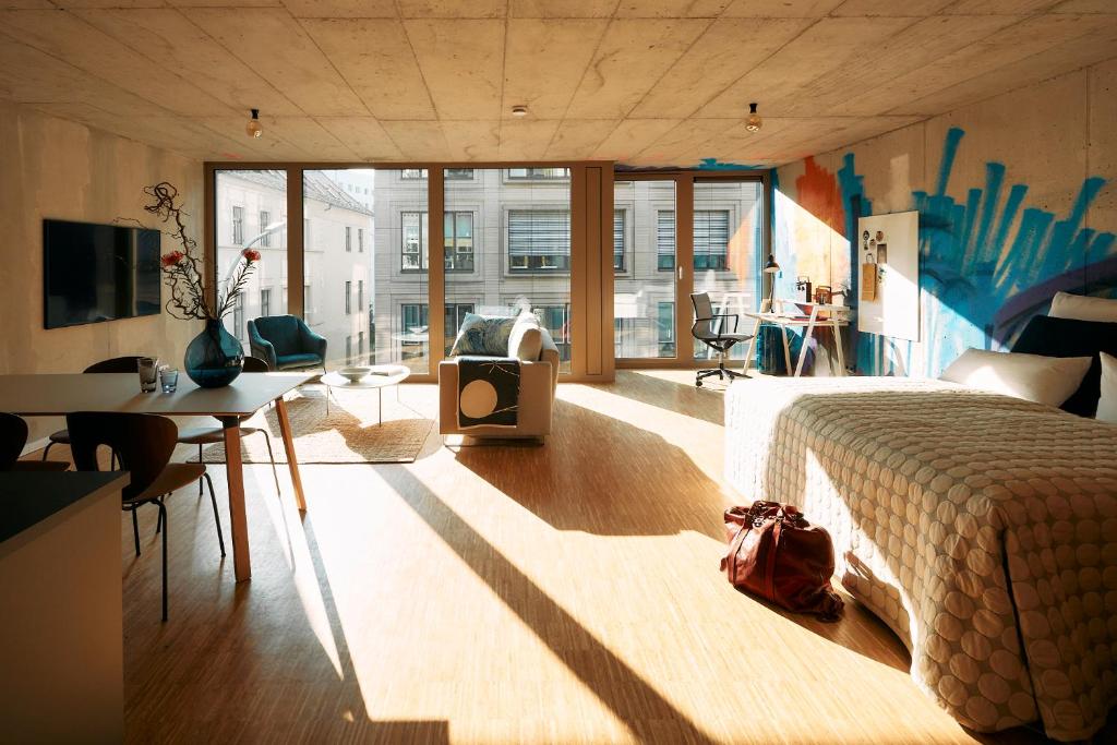 NG19. YOUR INSPIRING HOMEBASE. - 13