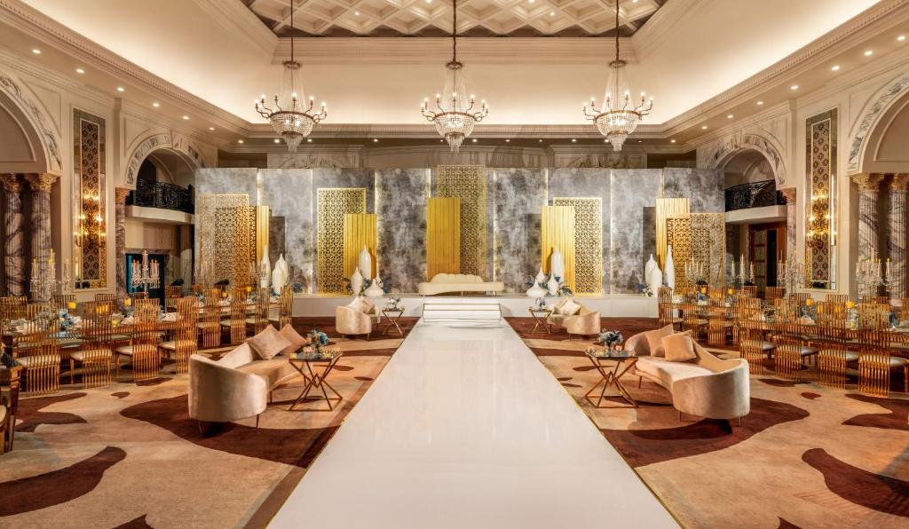 Al Habtoor Palace - Preferred Hotels & Resorts, Dubai (updated prices 2025)