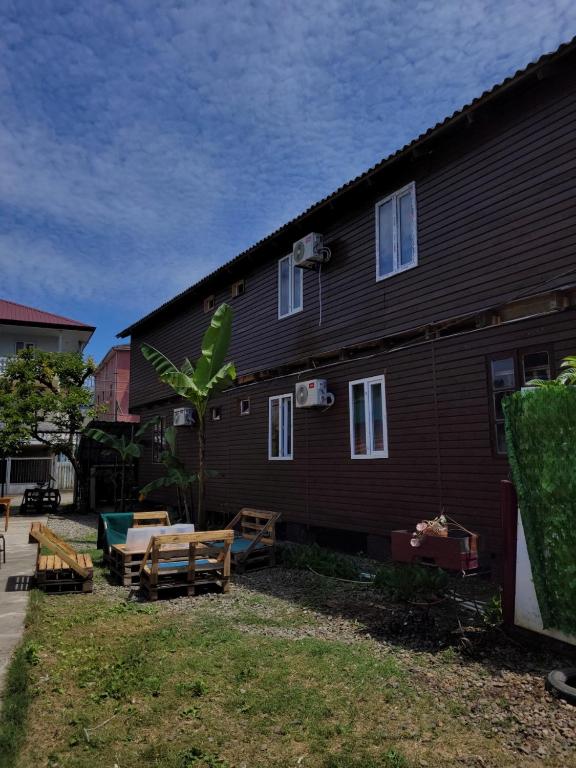 Zahrada ubytování Guest House in Ureki