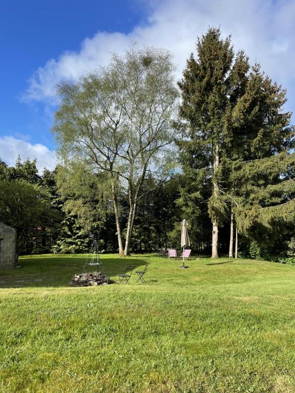 Zahrada ubytování Eole - Fermette typique Ardennaise