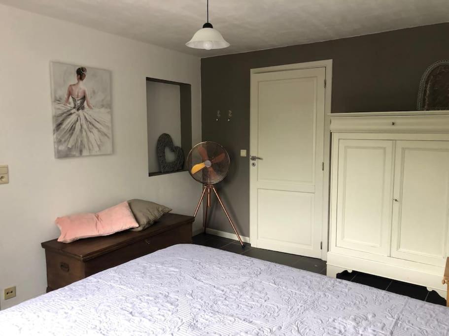 Postel nebo postele na pokoji v ubytování Appartement dans une maison de charme.