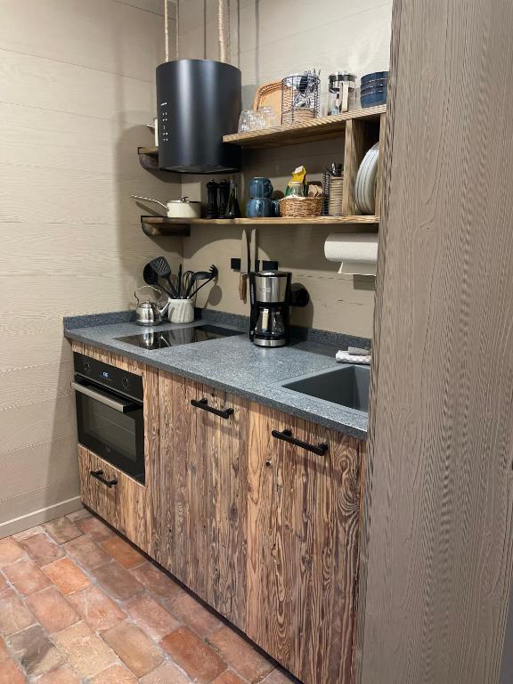 Lark - One-Bedroom Apartment