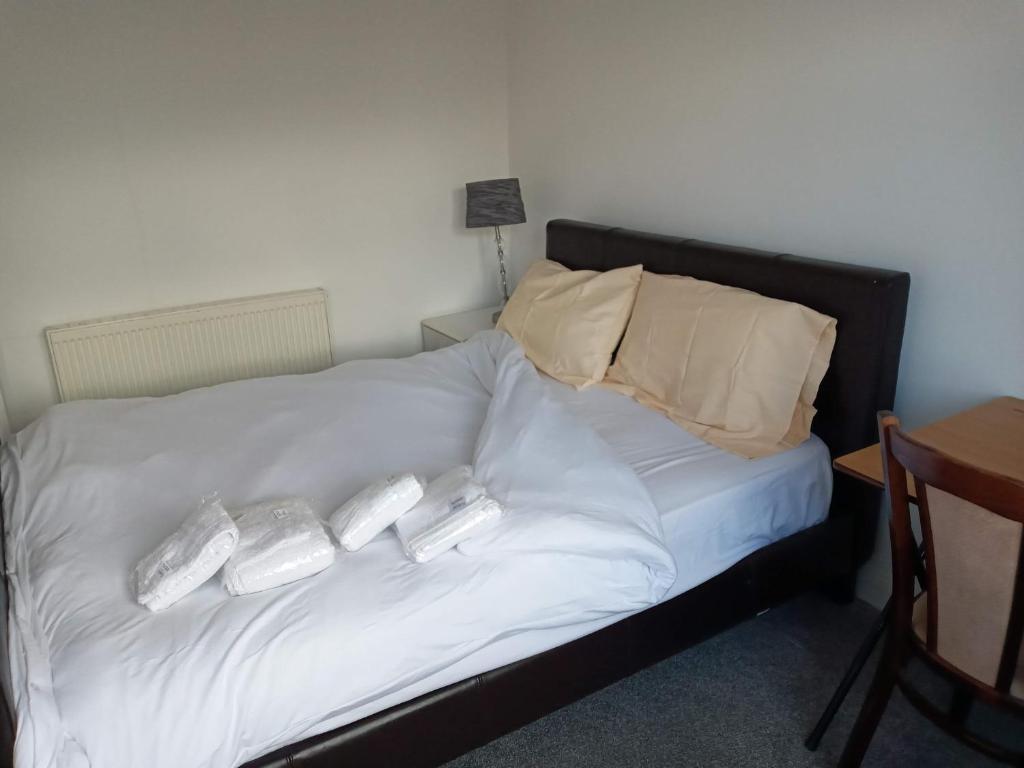 Postel nebo postele na pokoji v ubytování Morgan Ease