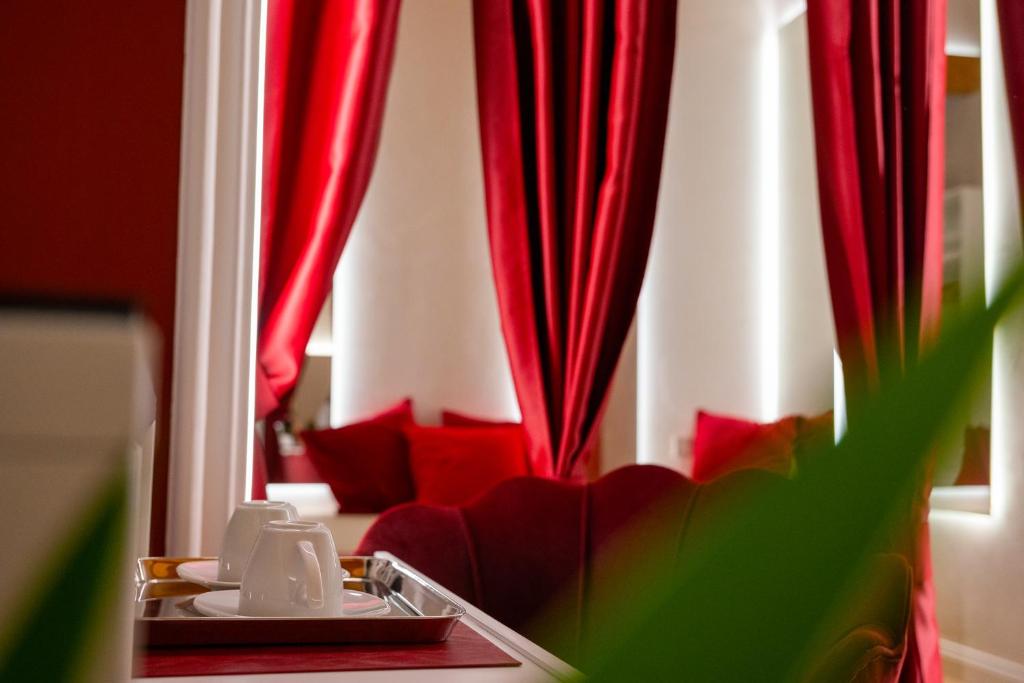 La Divina - free parking - - 2