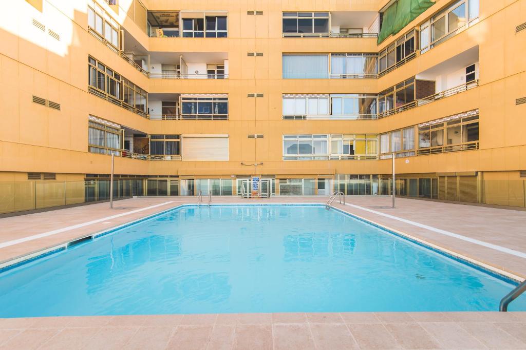 The swimming pool at or close to Home2Book Stylish Las Canteras3 Beach