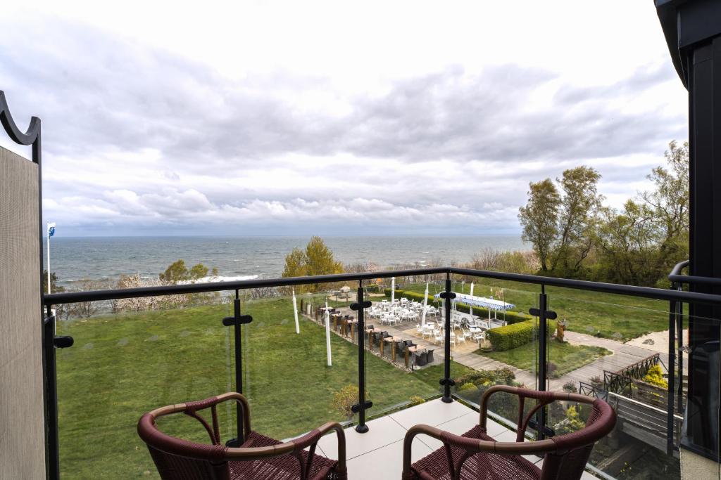 Hotel Faleza - z widokiem na morze - 3