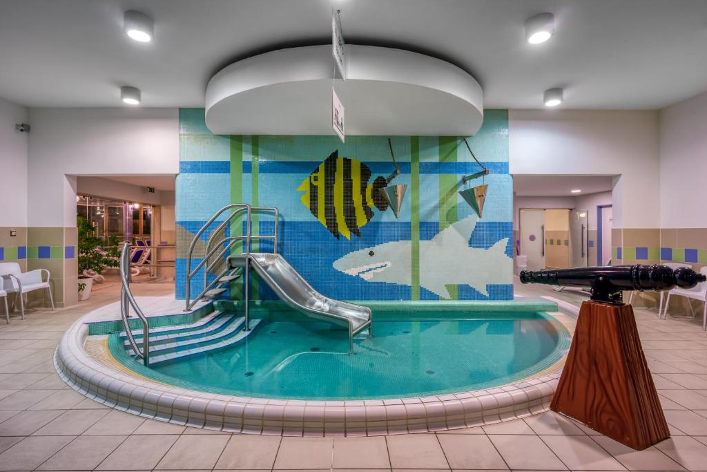 Bazén v ubytovaní Ensana Thermal Aqua alebo v jeho blízkosti