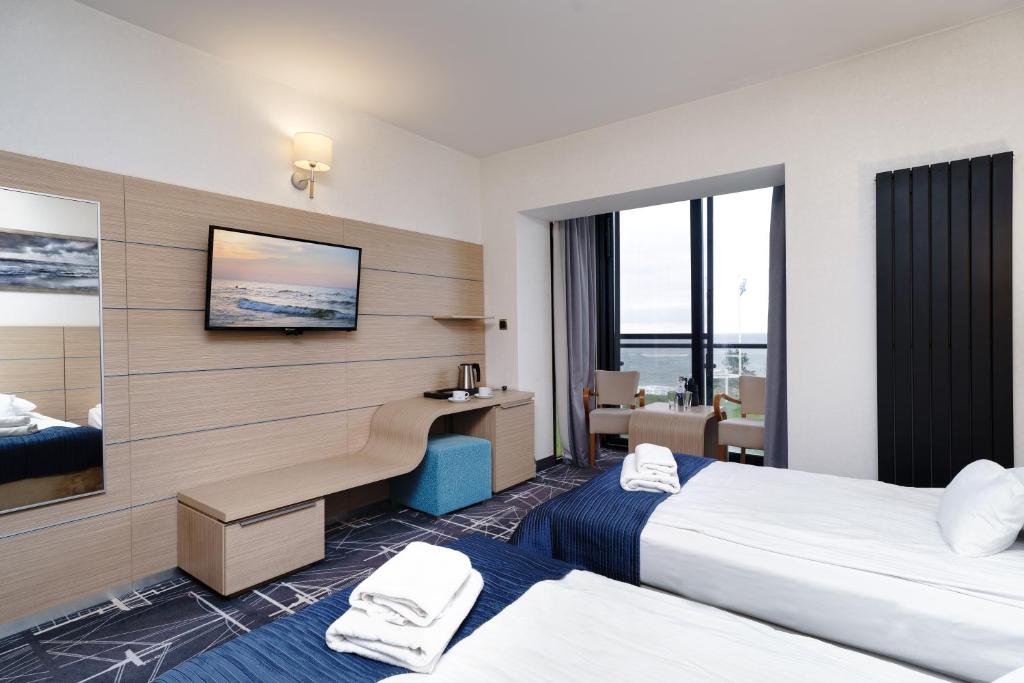 Hotel Faleza - z widokiem na morze - 11