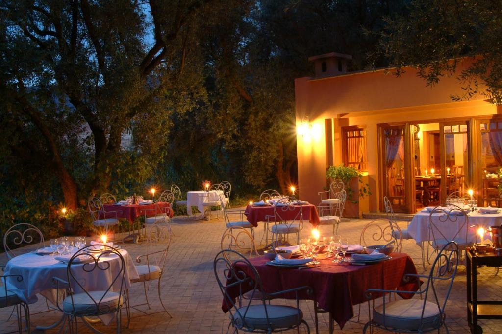 Restaurace v ubytování MAROC LODGE Atlas Mountain Retreat