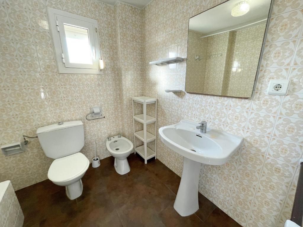 Koupelna v ubytování Apartamentos Gandia-Daimuz 3000