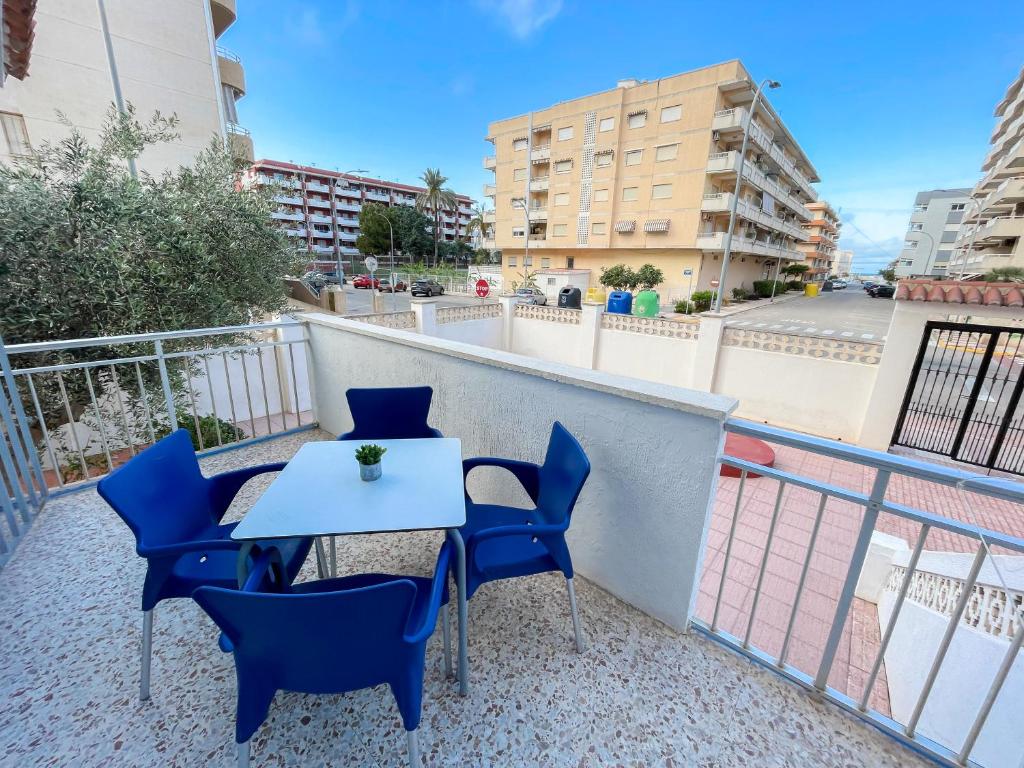 Balkón nebo terasa v ubytování Apartamentos Gandia-Daimuz 3000