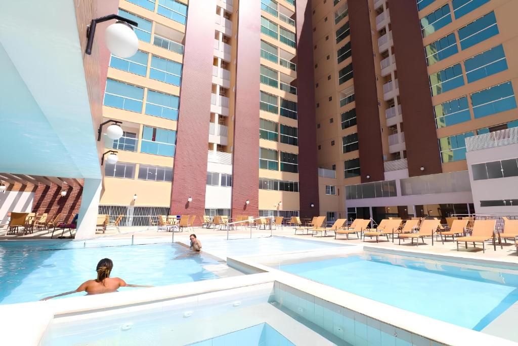 A piscina localizada em Piazza com acesso ao Acqua Park ou nos arredores