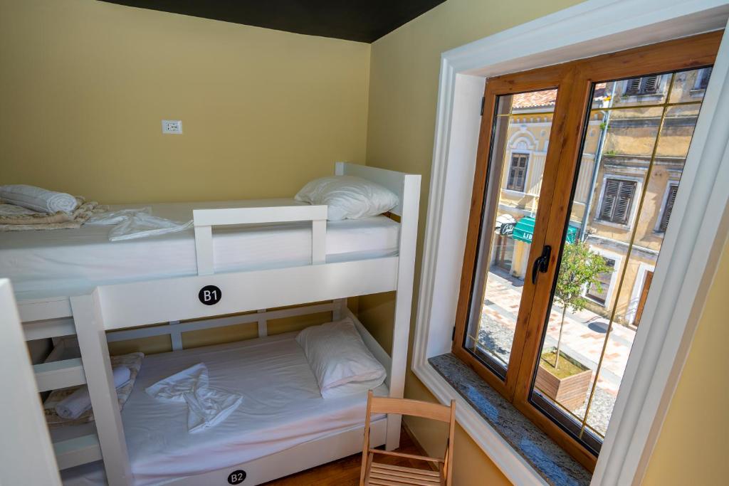 Cama o camas de una habitación en Terrace Hostel & Lounge Bar