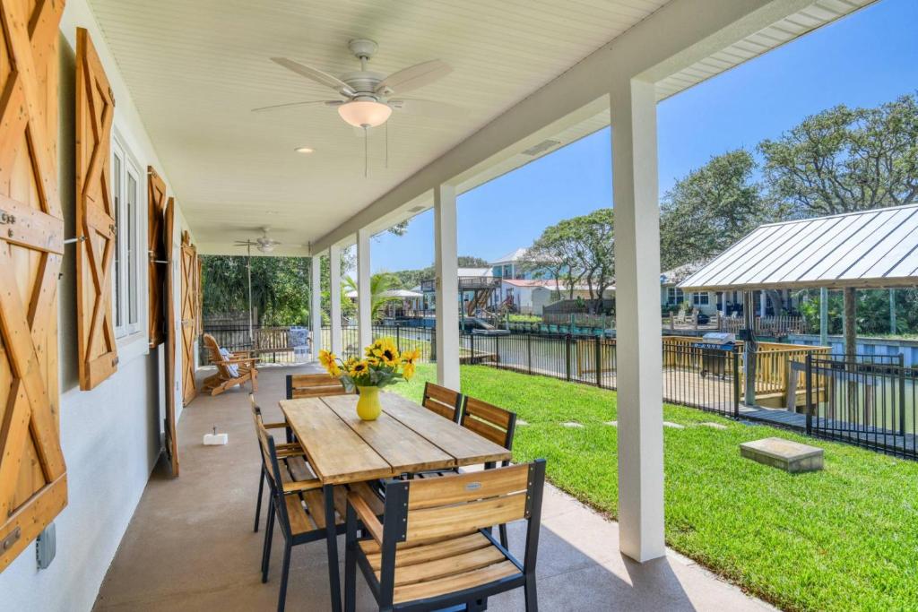 Castaway Cottage, St. Augustine (updated prices 2024)
