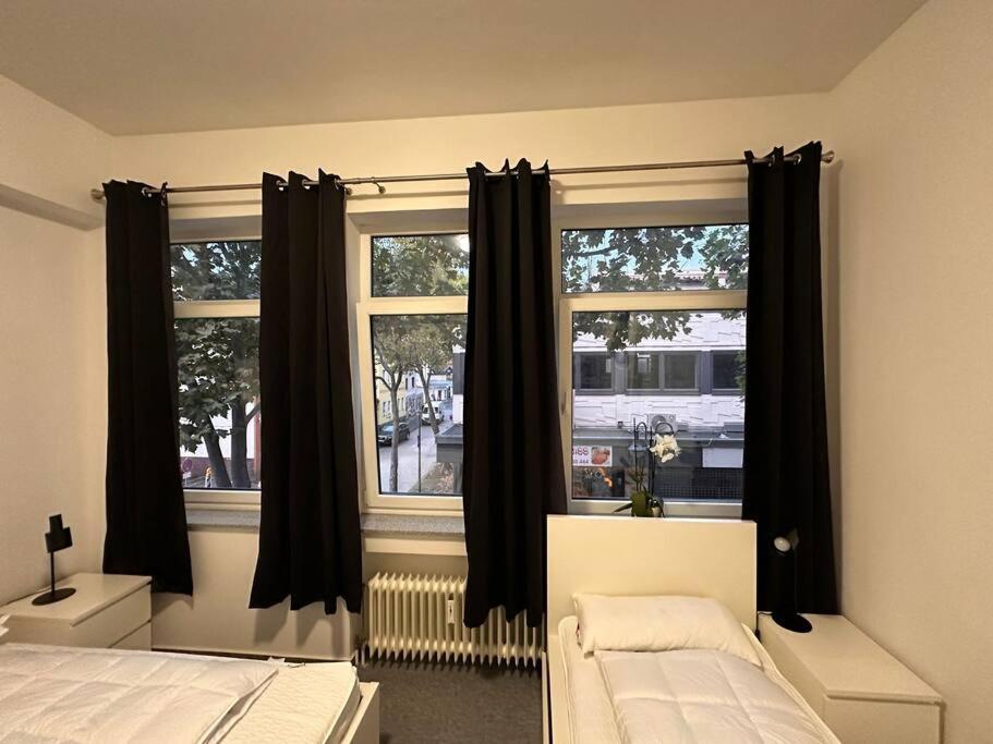 Postel nebo postele na pokoji v ubytování Ferienzimmer in Euskirchen