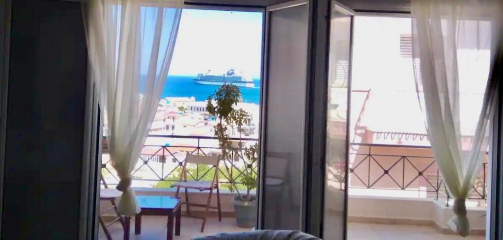 Balkón nebo terasa v ubytování Maisonette Ralia