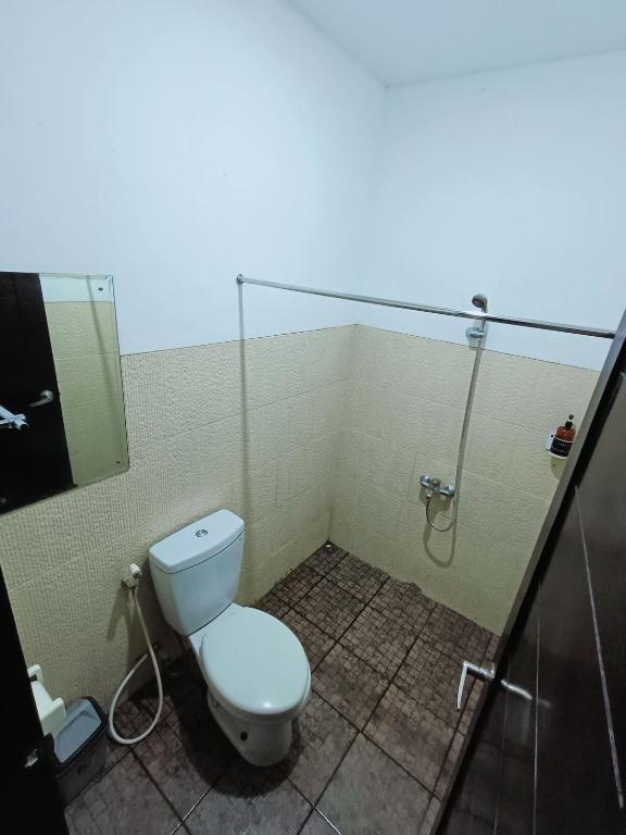Koupelna v ubytování VI Hotel Bandung
