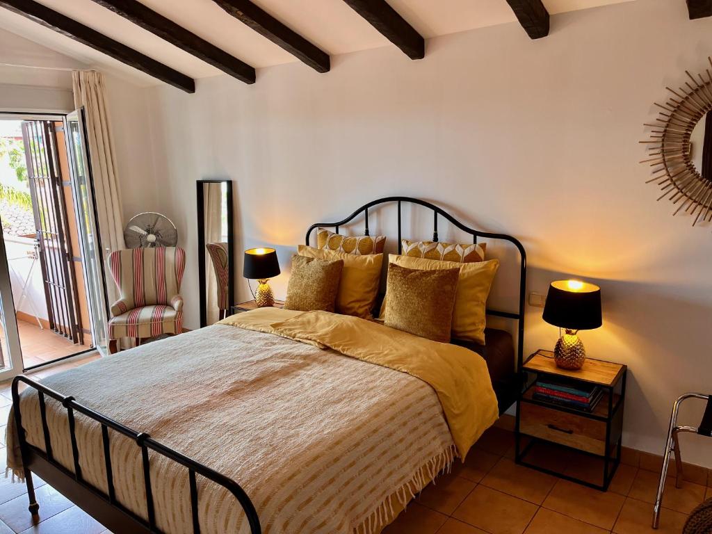 Posteľ alebo postele v izbe v ubytovaní Casa Limon, boutique Bed and Breakfast, Adults only