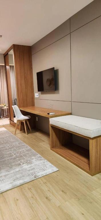 TV a/nebo společenská místnost v ubytování Flat & Lounge SQUARE FARIA LIMA
