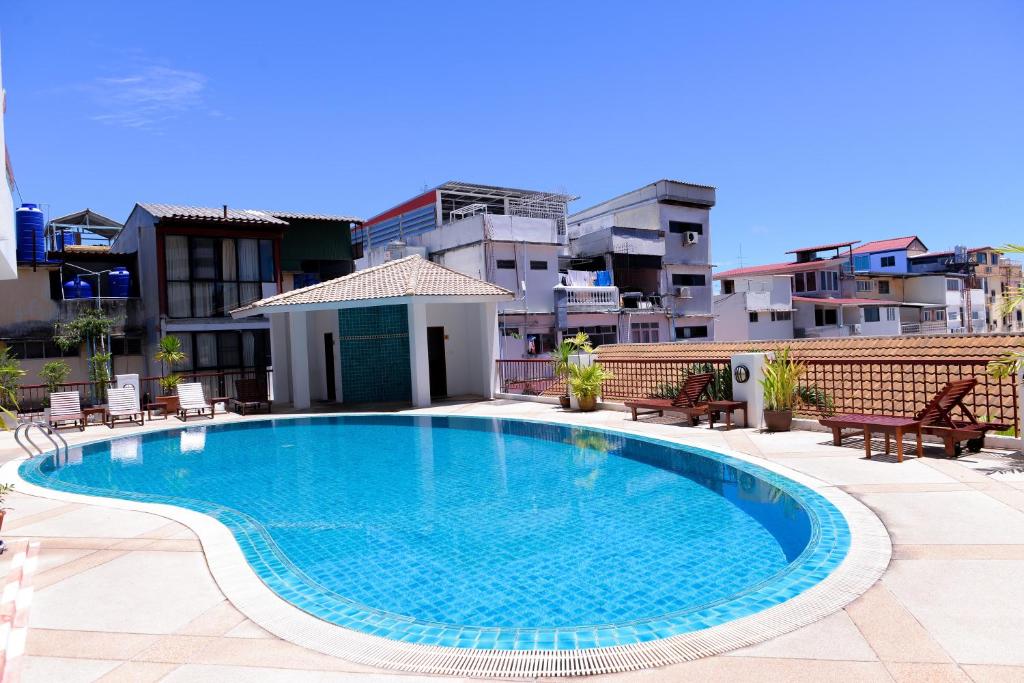 فضای داخلی Sandy Spring Hotel در پاتایا - تصویر ۳