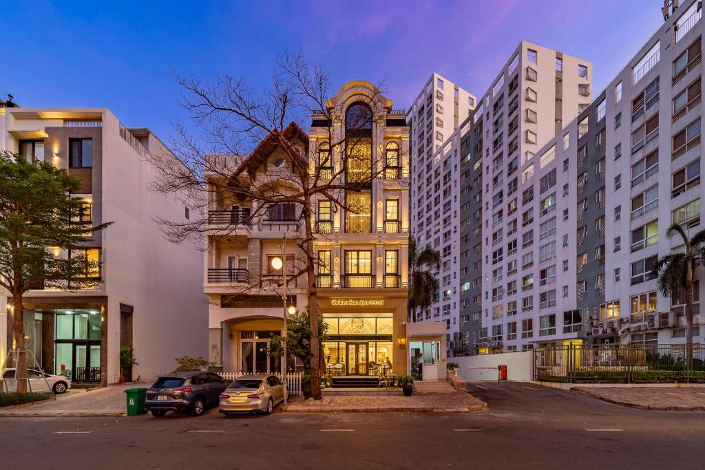 Golden Sun Apartment & Hotel 2