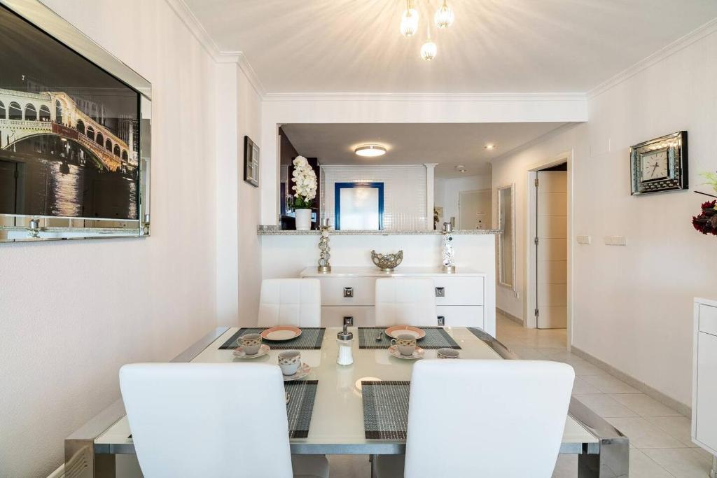 Fotografie z fotogalerie ubytování Lovely appartment with stunning sea view, 2nd floor v destinaci Orihuela Costa
