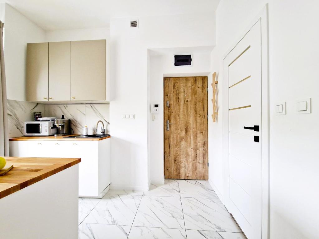 J&W Apartments Grójecka Glam Flat - 17