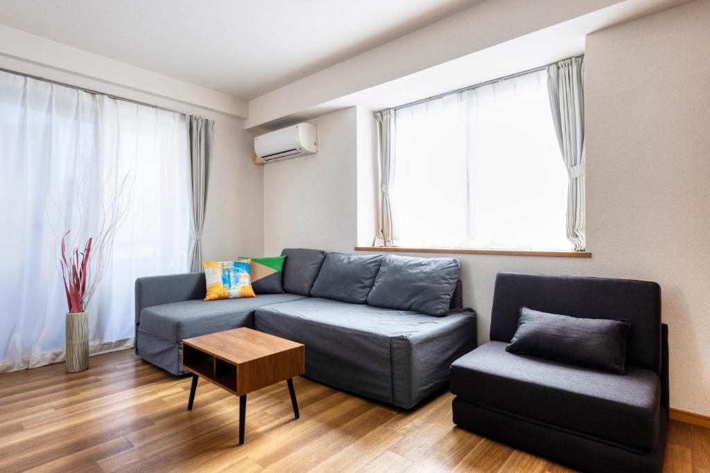 ROMANTIC FLAT IN THE HEART OF SHIBUYA / 7MIN WALK