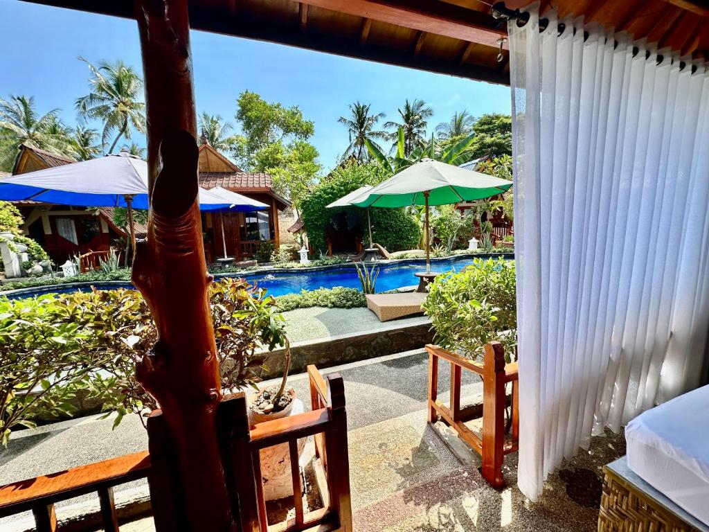 Sunny Rose Bungalows Gili Air - Adults only - Twin Room With Pool View