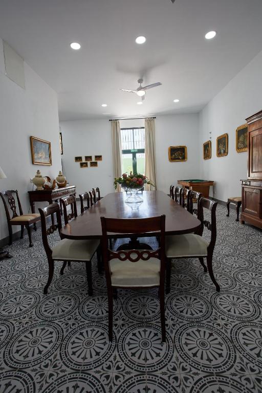 A seating area at Finca La Fuensanta