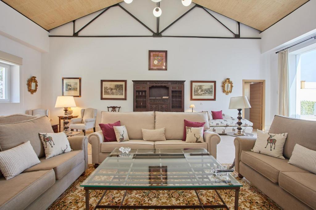 A seating area at Finca La Fuensanta