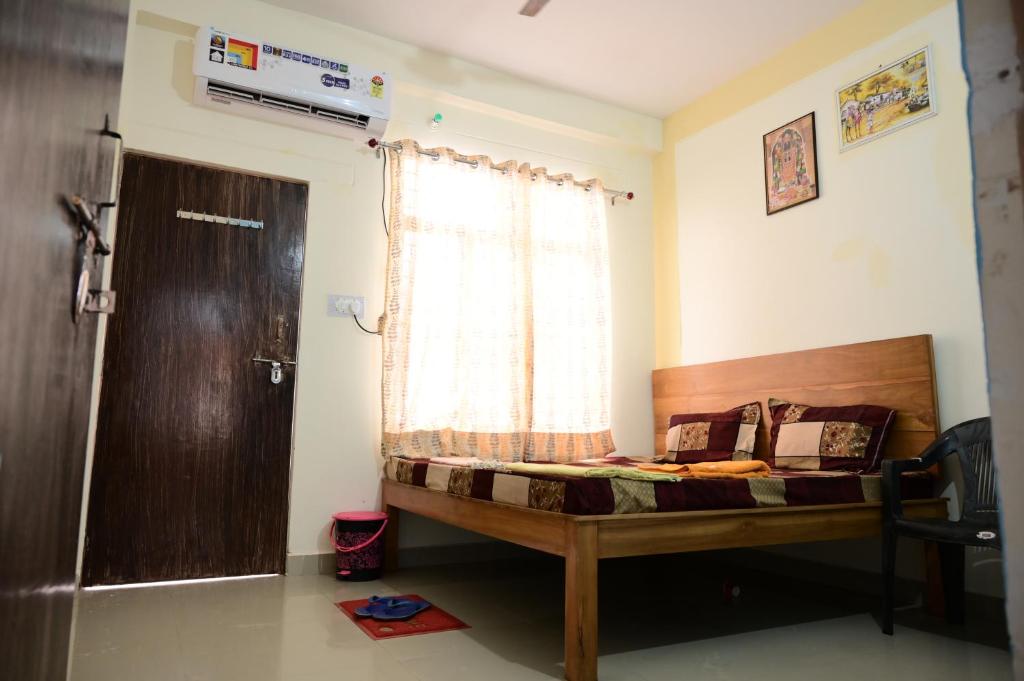 Fotografie z fotogalerie ubytování Jankivihar Homestay at Prahladghat within 1km from Shri Ram Mandir v destinaci Ayodhya