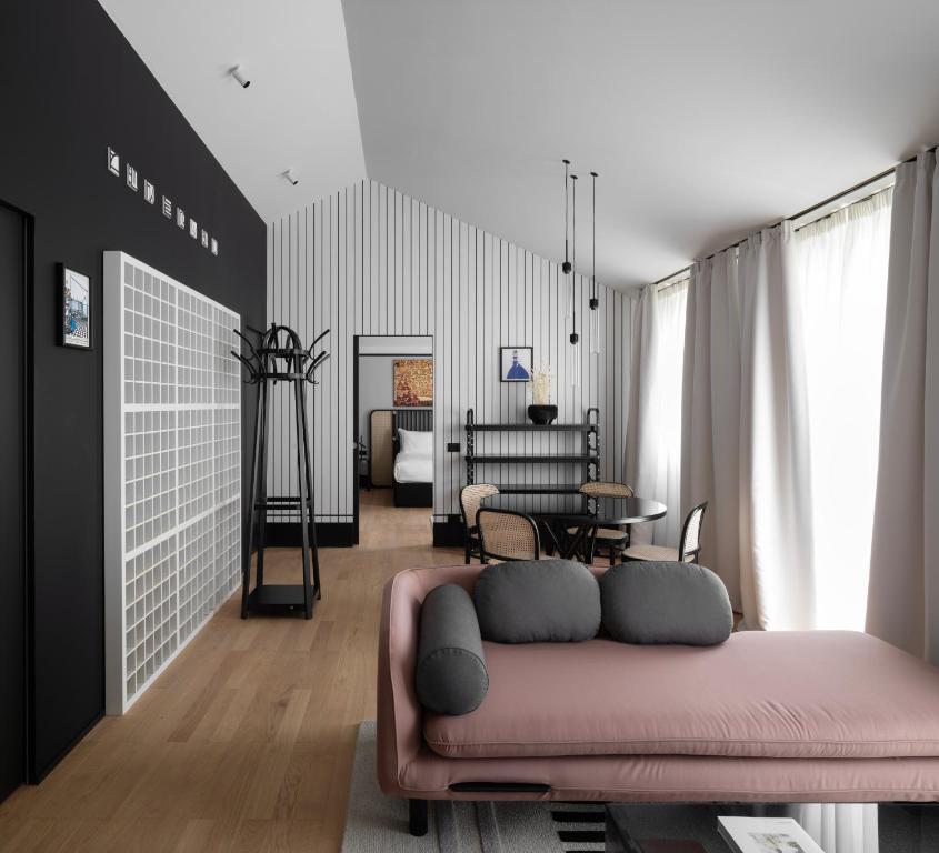 Kuchyň nebo kuchyňský kout v ubytování Interno Marche Design Experience Hotel