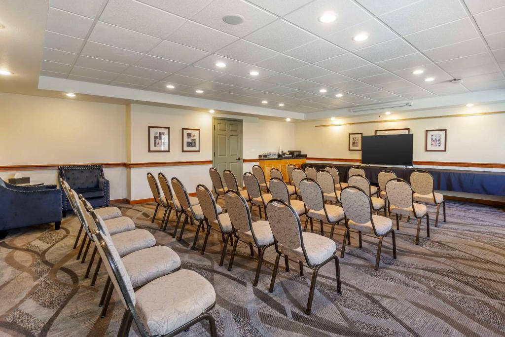Konferenční prostory v ubytování Best Western Plus Edmonds Harbor Inn