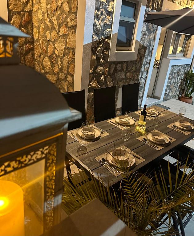 Zdjęcie z galerii obiektu Villa Massari w mieście Charaki