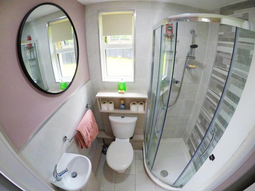 Koupelna v ubytování Golilli Studio Accommodation Clare