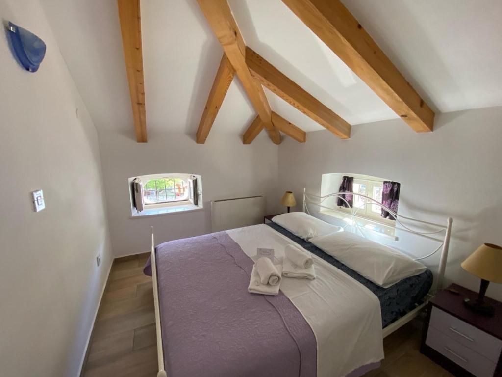 Postel nebo postele na pokoji v ubytování Bed and Breakfast Palac