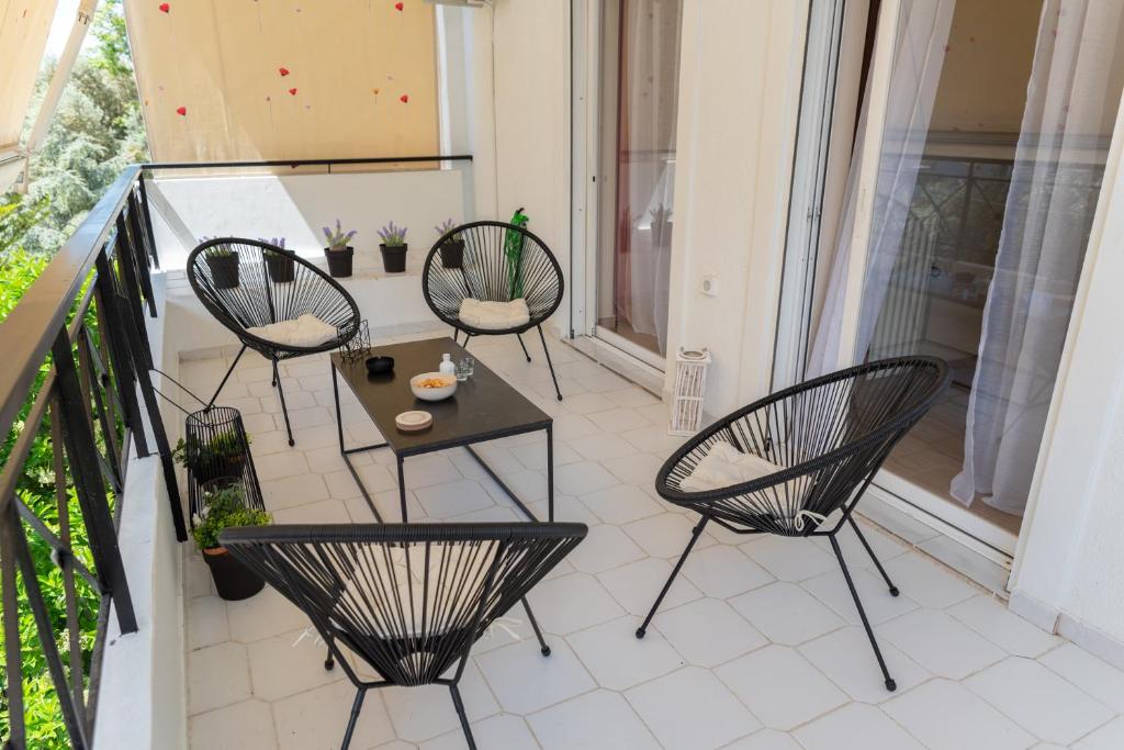 Balkón nebo terasa v ubytování Athena Cocooning Apartment