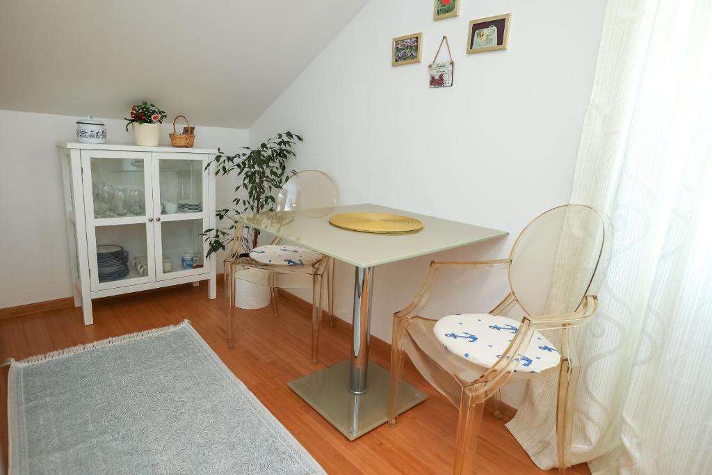 Fotografie z fotogalerie ubytování Z&A Studio apartment with parking v Božavě