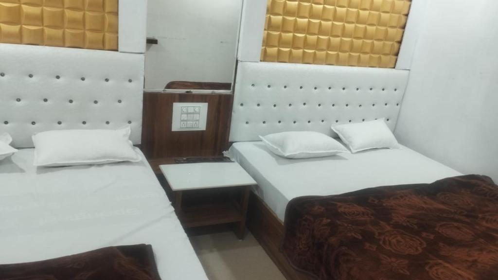 Hotel Apera by New food Restaurant