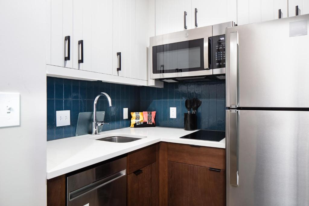 Staybridge Suites - Iowa City - Coralville, an IHG Hotel - Suite King