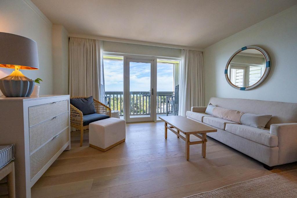 WaterColor Inn & Resort - 