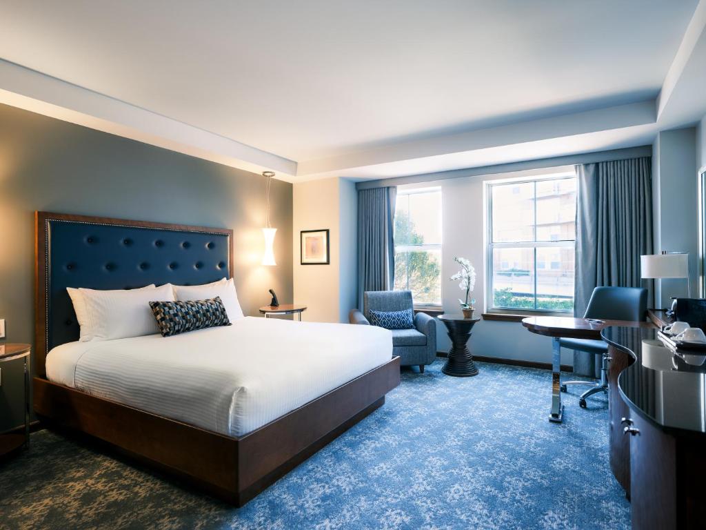 Battery Wharf Hotel, Boston Waterfront photo