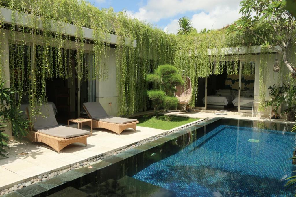 Piscina a Vlad Bali Villa o a prop