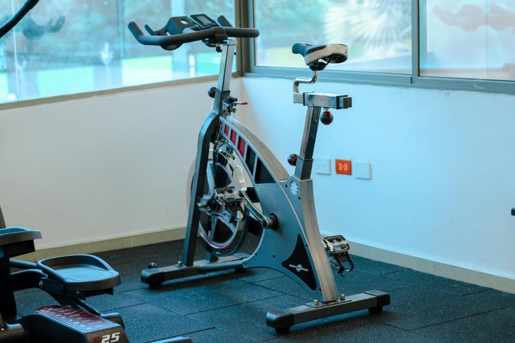 Fitness centrum a/nebo fitness zařízení v ubytování Hotel Millenium Barrancabermeja